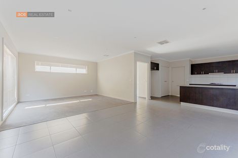 Property photo of 11 Windorah Drive Point Cook VIC 3030