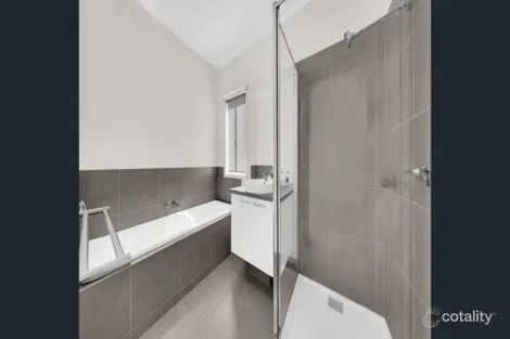 Property photo of 6 Sturt Way Mickleham VIC 3064