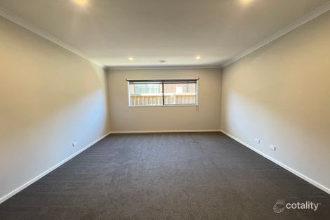 Property photo of 32 Amaretto Circuit Manor Lakes VIC 3024