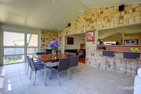 Property photo of 6 Stefan Close Emerald Beach NSW 2456