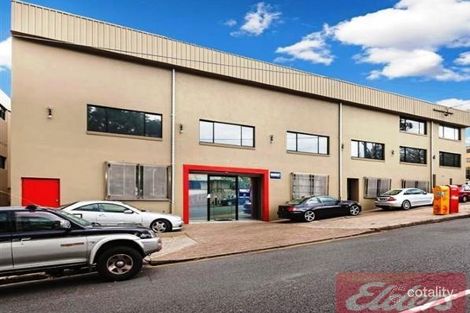 22 Heussler Tce, Milton, QLD 4064