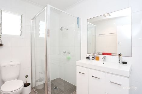 2/9 Douglas St, Coolangatta, QLD 4225