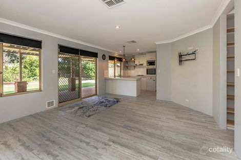 Property photo of 10 Halfmoon Place Waikiki WA 6169