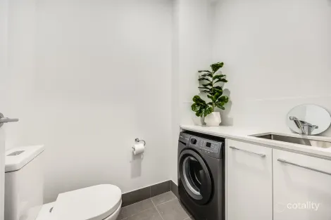 Property photo of 4 Macintosh Crescent Woodforde SA 5072