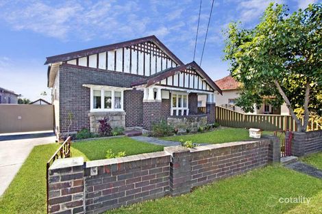 77 Minnamorra Ave, Earlwood, NSW 2206
