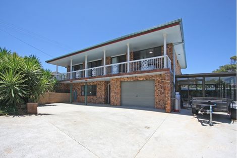 11 Kennedy Dr, Port Macquarie, NSW 2444