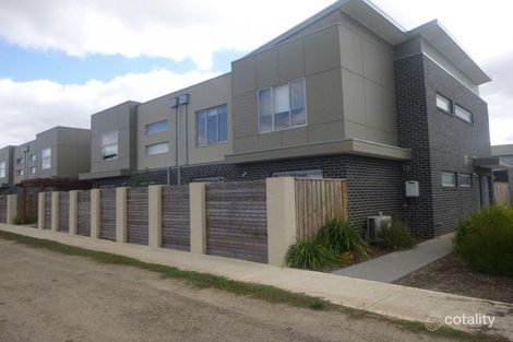 12/5 Thomas Carr Dr, Tarneit, VIC 3029