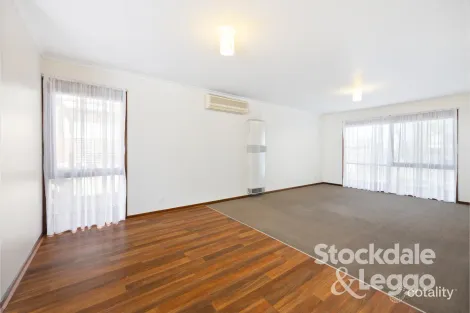 Property photo of 1/27 Seventh Avenue Rosebud VIC 3939