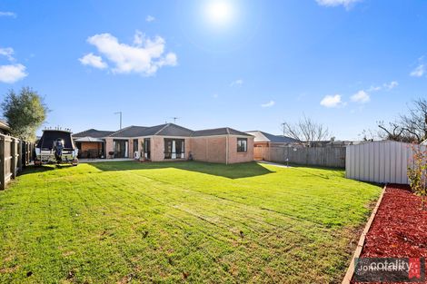 Property photo of 14 Davey Drive Trafalgar VIC 3824