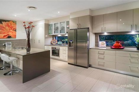 Property photo of 6152 Bolsena Circuit Hope Island QLD 4212