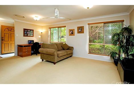 Property photo of 10 Pindari Crescent Wishart QLD 4122