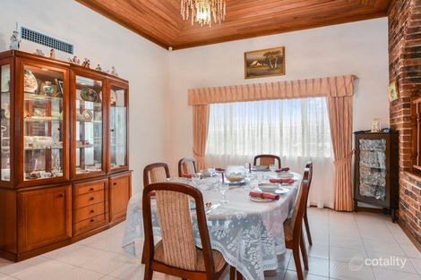 Property photo of 37 Matthews Drive Mount Warrigal NSW 2528
