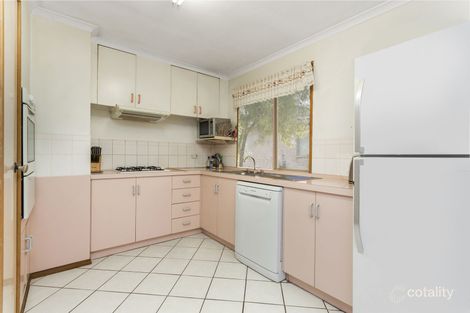 Property photo of 15 Odea Crescent Kangaroo Flat VIC 3555
