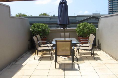 Property photo of 201/87-91 Cathedral Street Woolloomooloo NSW 2011