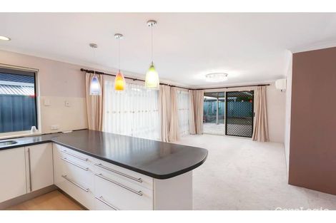 Property photo of 9 Hoult Mews Atwell WA 6164