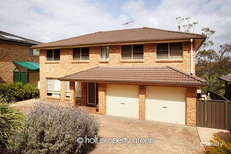 17 Barnes Cres, Menai, NSW 2234