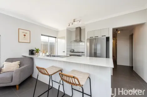 Property photo of 15 Jinatong Loop Dawesville WA 6211