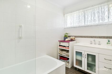 Property photo of 17 Stonehaven Place Highland Park QLD 4211