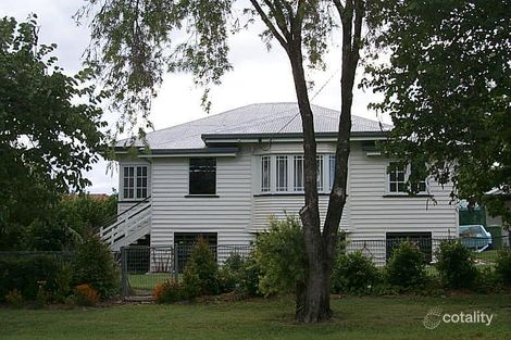 27 Easton St, Silkstone, QLD 4304