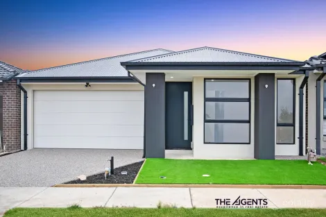 14 Moylan Dr, Rockbank, VIC 3335