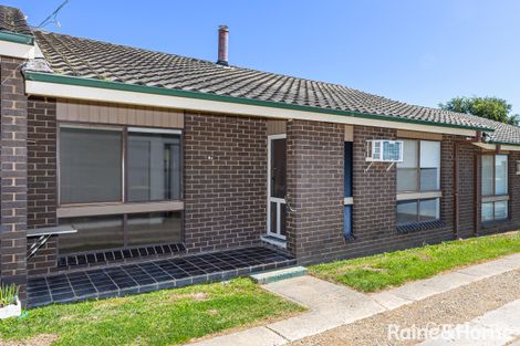 Property photo of 2/19A Coleman Street Turvey Park NSW 2650