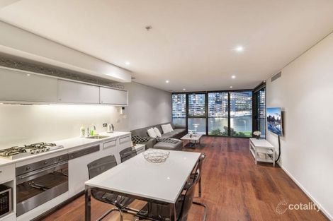 Property photo of 405/1 Point Park Crescent Docklands VIC 3008