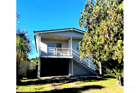 42 Wackford St, Park Avenue, QLD 4701