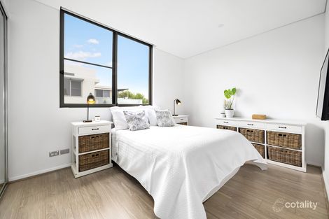 Property photo of 227/9 Mallard Lane Warriewood NSW 2102