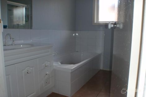 Property photo of 5 Whimbrel Crescent Carrum Downs VIC 3201