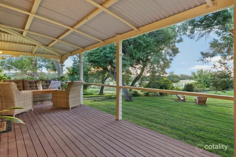 Property photo of 435 Glen Road Rosenthal Heights QLD 4370