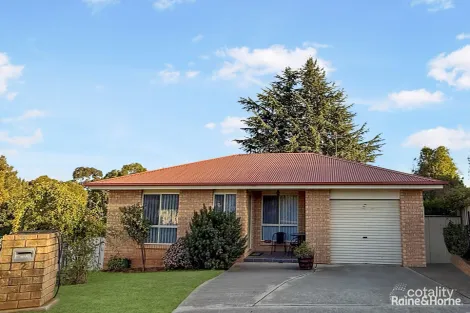 2 Twynam Ct, Young, NSW 2594