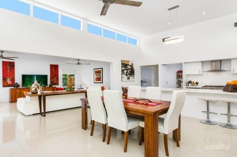 9 Michelia St, Palm Cove, QLD 4879