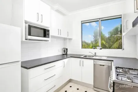 Property photo of 9/94 Lawrence Street Freshwater NSW 2096