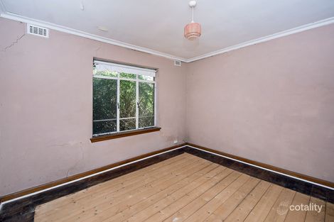Property photo of 26 Southern Road Heidelberg Heights VIC 3081