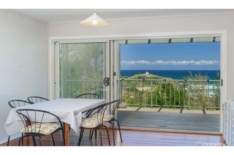Property photo of 28 Dent Crescent Port Macquarie NSW 2444