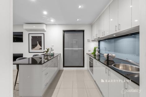 Property photo of 15 Chelsea Crescent Berwick VIC 3806