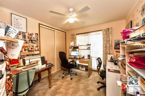 Property photo of 12 Howqua Circuit West Wodonga VIC 3690
