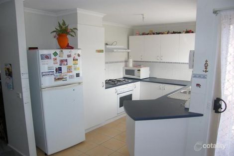 Property photo of 25 Hartsmere Drive Berwick VIC 3806