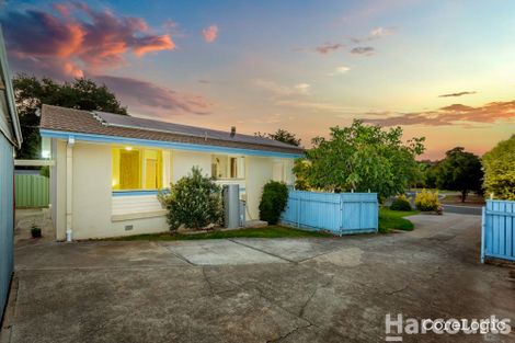 Property photo of 32 Spica Street Giralang ACT 2617