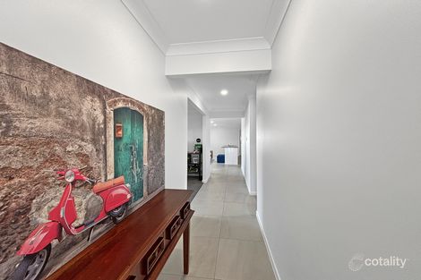 Property photo of 2 Fyfe Street Walloon QLD 4306
