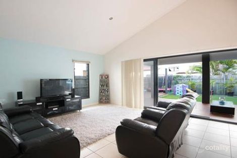 Property photo of 2 Molokai Lane Parrearra QLD 4575