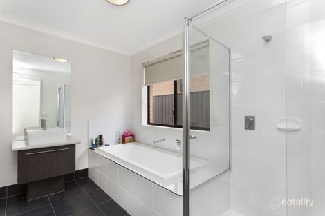 Property photo of 6 Metropolitan Drive Eaglehawk VIC 3556