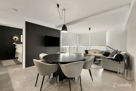 Property photo of 18/95 Clarence Road Indooroopilly QLD 4068