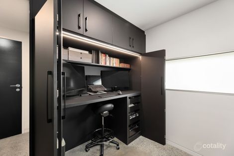 Property photo of 18/95 Clarence Road Indooroopilly QLD 4068