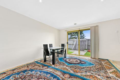 Property photo of 8/17 Linmac Drive Hampton Park VIC 3976