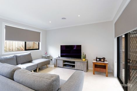 Property photo of 31 Madisson Crescent Carrum Downs VIC 3201
