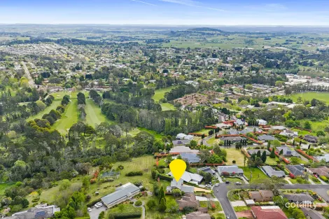 Property photo of 39 Dengate Crescent Moss Vale NSW 2577