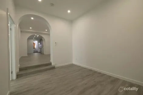 Property photo of 32 Colbourne Avenue Glebe NSW 2037