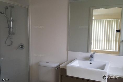 Property photo of 35 McLachlan Circuit Willow Vale QLD 4209