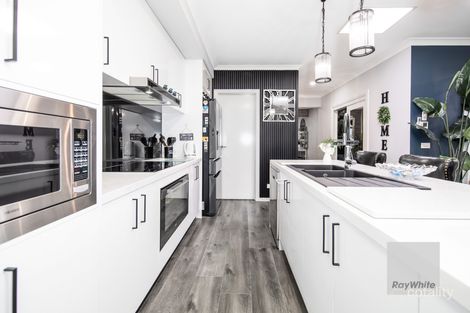 Property photo of 22 Fergus Street Thornhill Park VIC 3335